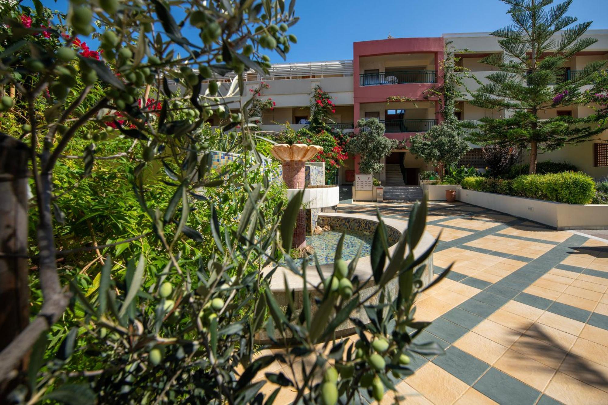 Hydramis Palace Beach Resort Georgioupoli Exterior foto